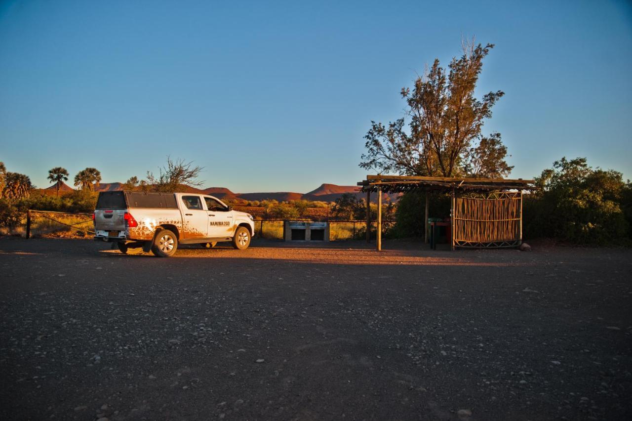 Palmwag Campsite Exterior foto